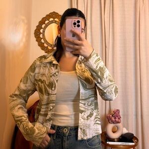 Primark button up green with cream 
Size 10 fits like an 8